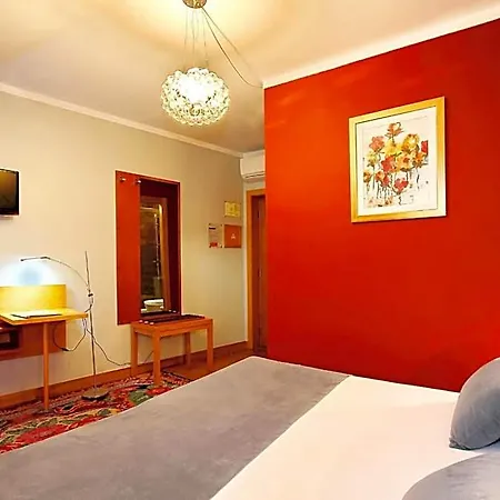 Hotel Mestre De Avis 2*