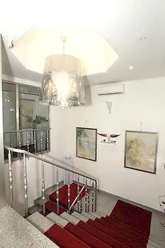 Hotel Mestre De Avis 2*