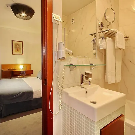Mestre De Avis Hotel 2*