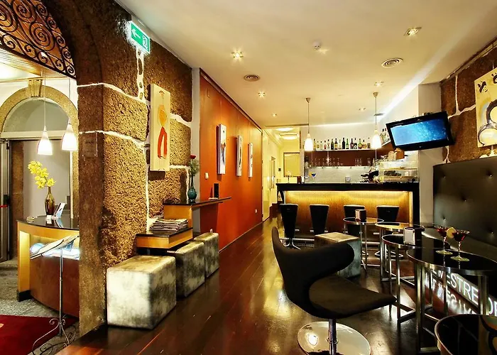 Hotel Mestre De Avis 2*