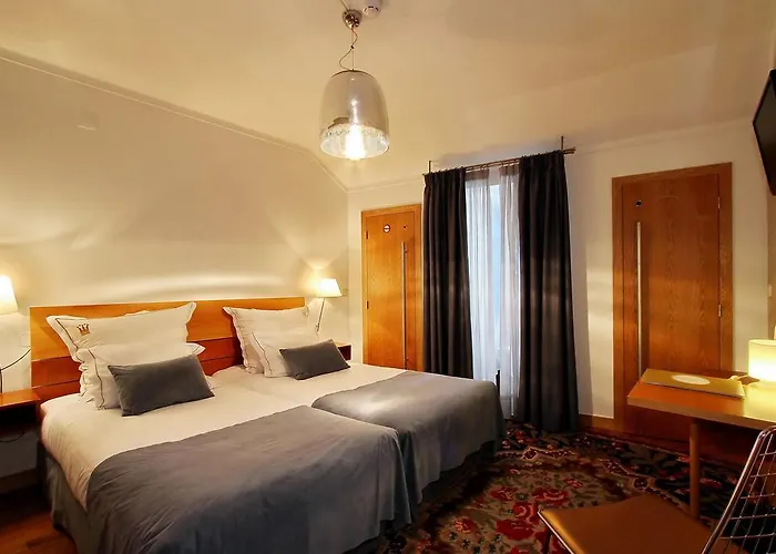 麦斯特阿维斯酒店 吉马良斯