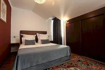 Mestre De Avis Guimarães